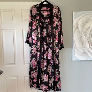 Jones New York two piece knight gown